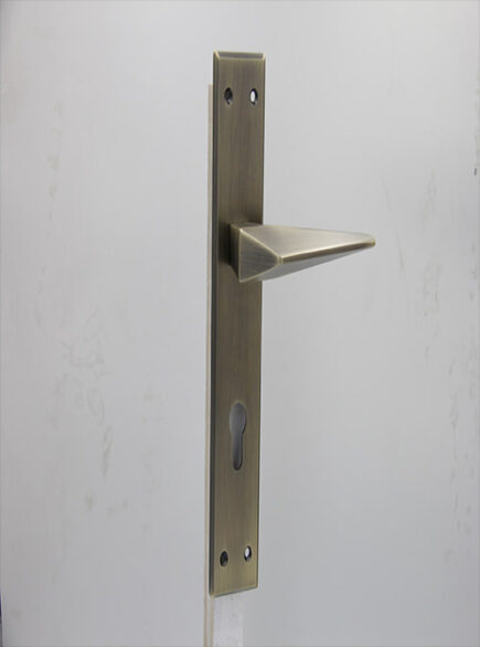 AVVA - V3 - MAB (PLATE)