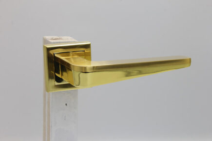 AB - 026 - GP (ROSETTE)