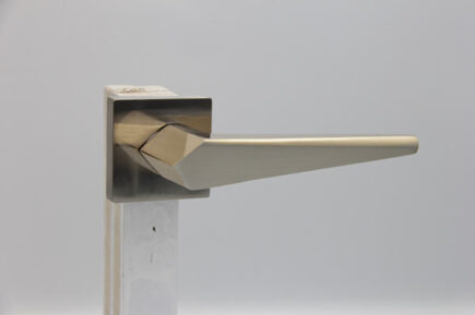 AB - 028 - SN/RGB (ROSETTE)